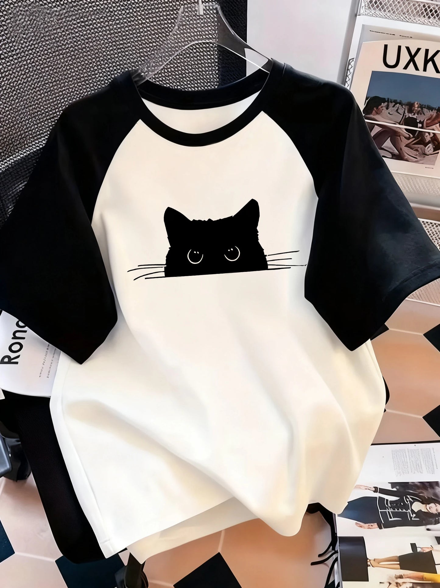 Camiseta kawaii estampa gato retrô, manga curta