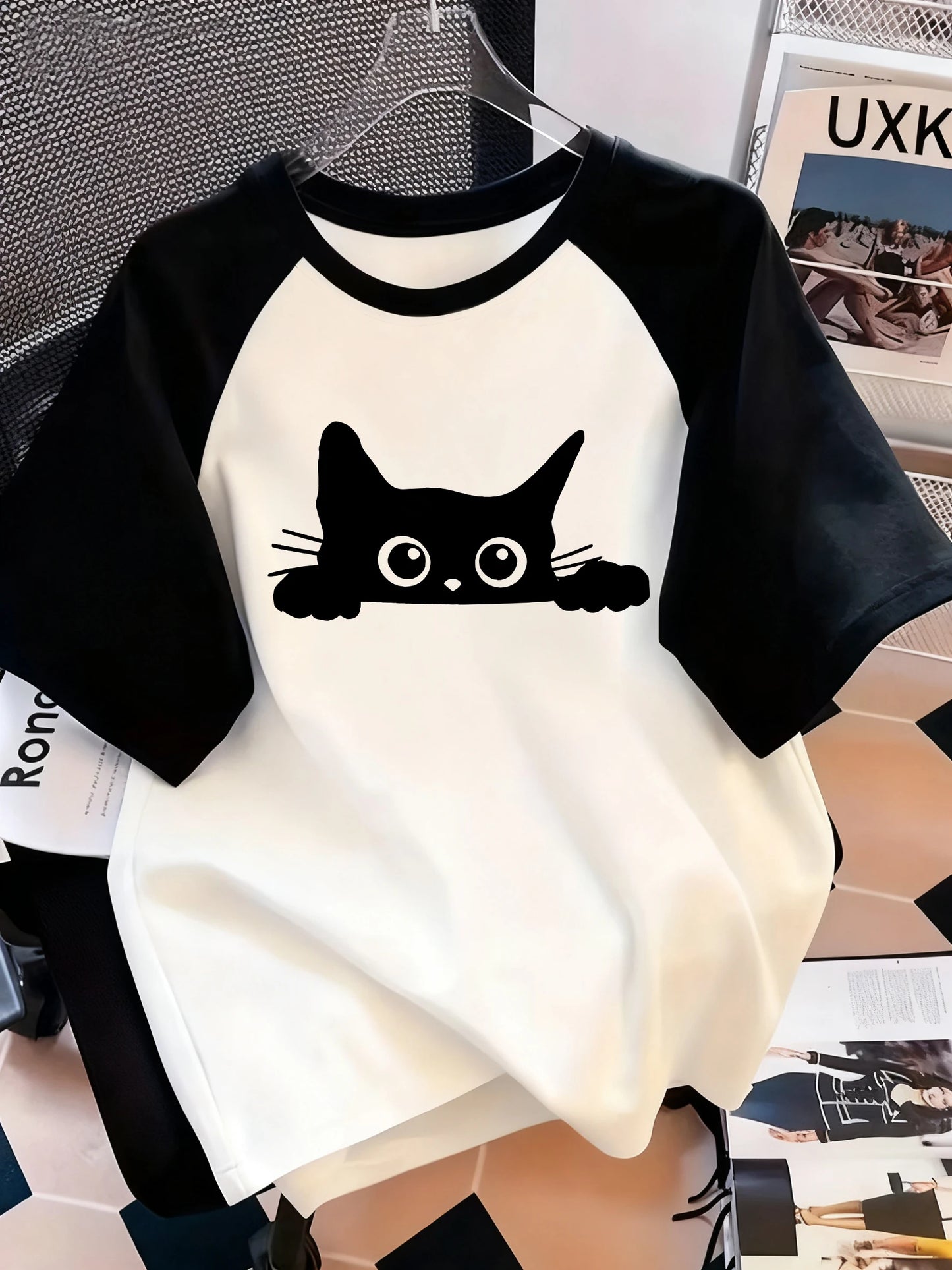 Camiseta kawaii estampa gato retrô, manga curta